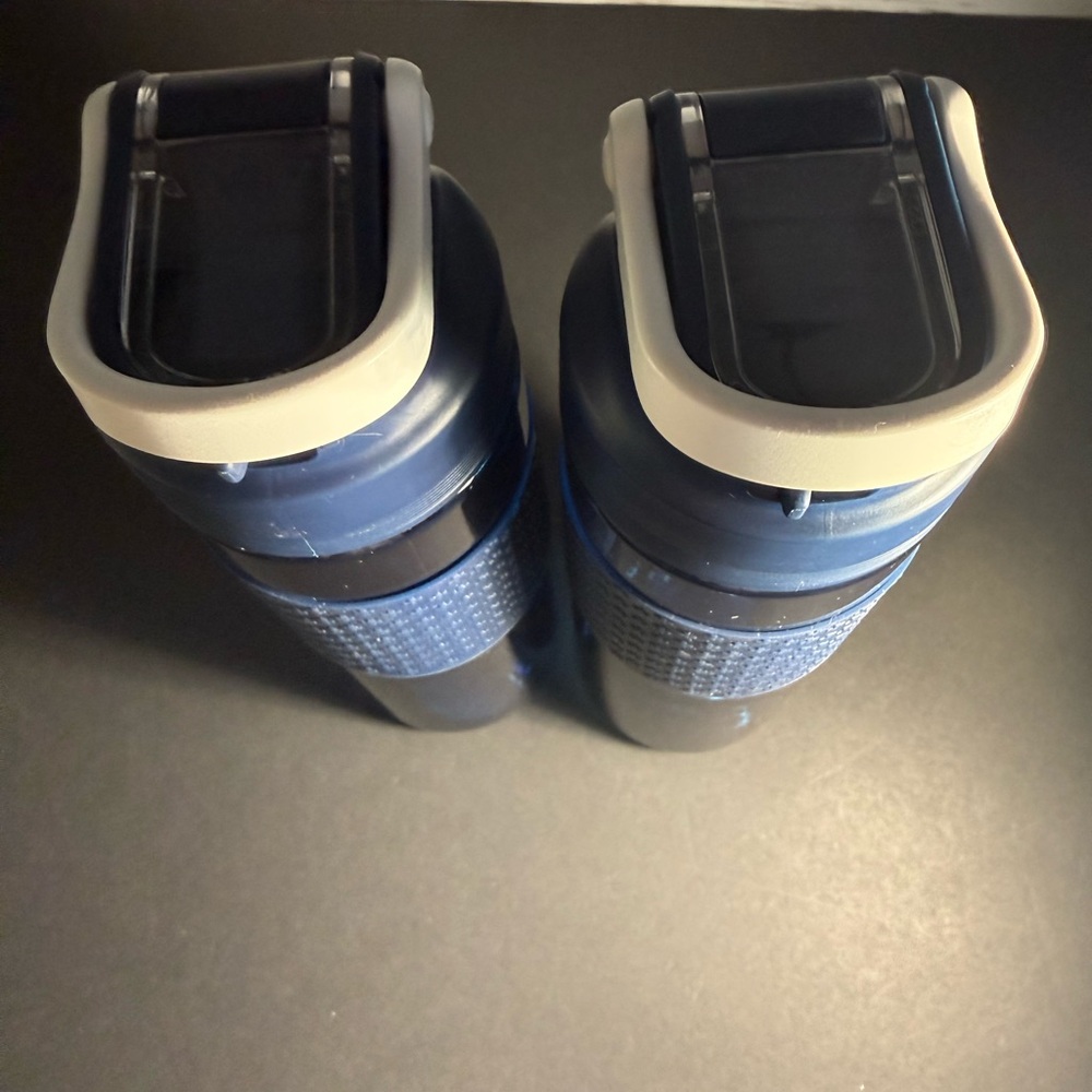 Mainstays Blue Water Bottles with Flip Lids Sip Top 2 Pack - Picture 5 of 8